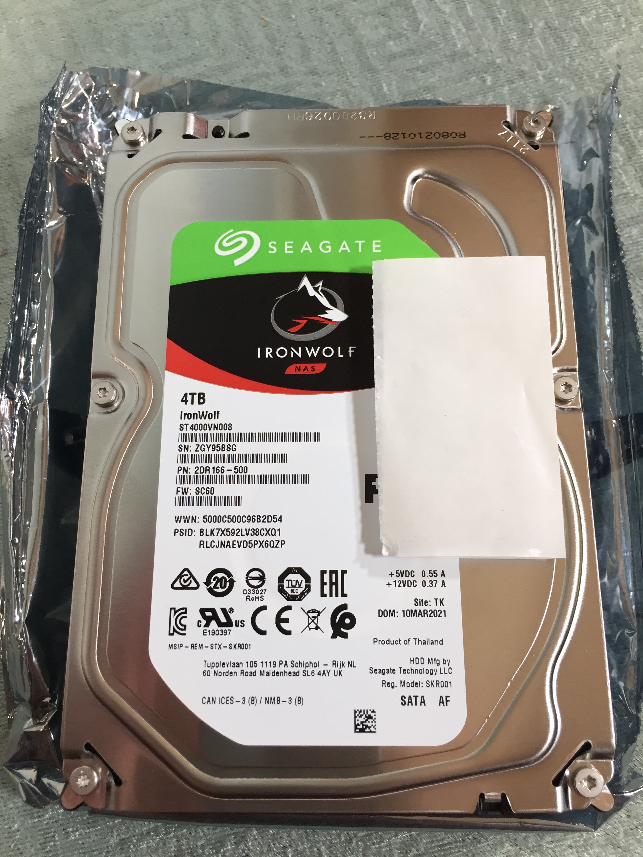 Seagate IronWolf 4TB NAS Internal Hard Drive HDD (7603275563246)